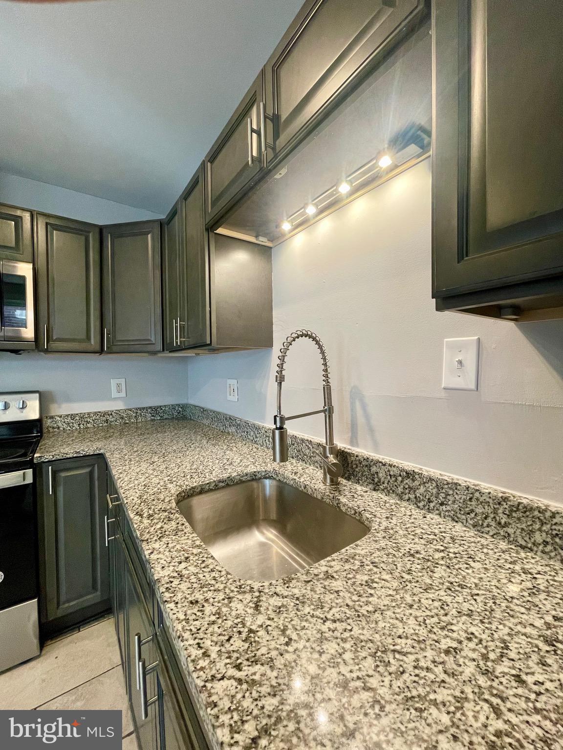 129 Spring Valley Road Reading, PA 19605 - Photo 9 of 27 Gallery Image 9