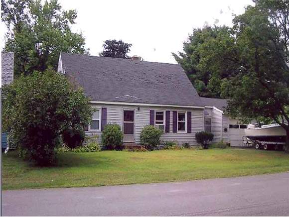4 Hussey Street Rochester, NH 03867 - Photo 1 of 1