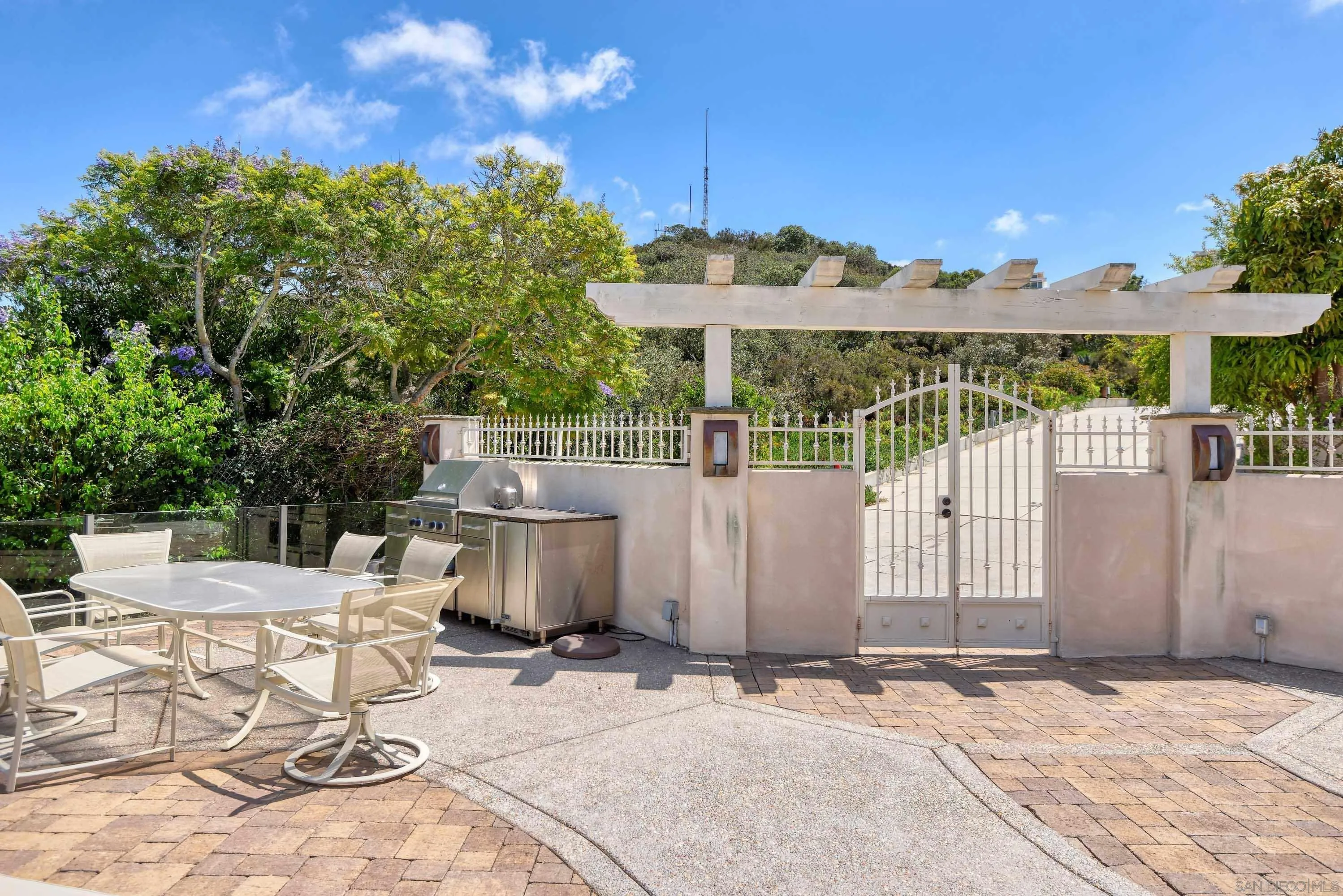 7231 Rue Michael La Jolla, CA 92037 - Photo 24 of 26