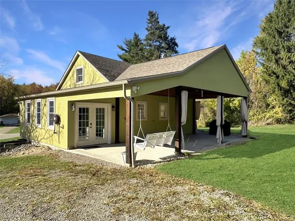 $269,900 | 1224 Burgettstown Road, Hickory, PA 15340