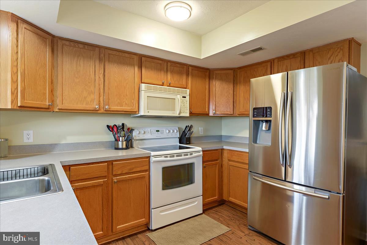 3118 Sundial Road Dover, PA 17315 - Photo 11 of 23 Gallery Image 11