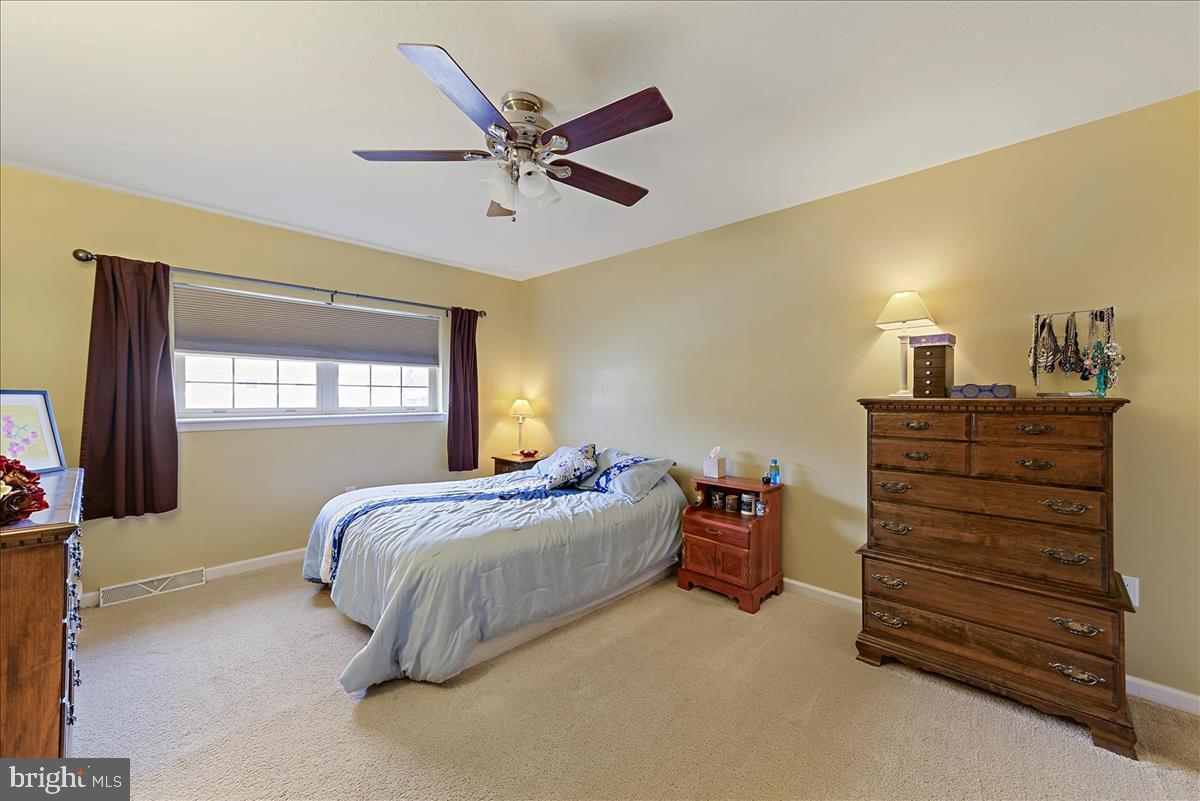 3118 Sundial Road Dover, PA 17315 - Photo 14 of 23 Gallery Image 14