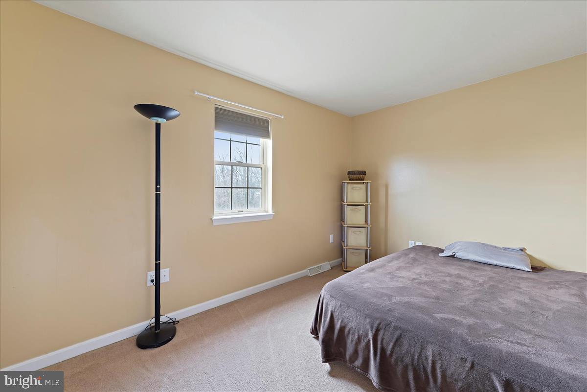 3118 Sundial Road Dover, PA 17315 - Photo 16 of 23 Gallery Image 16