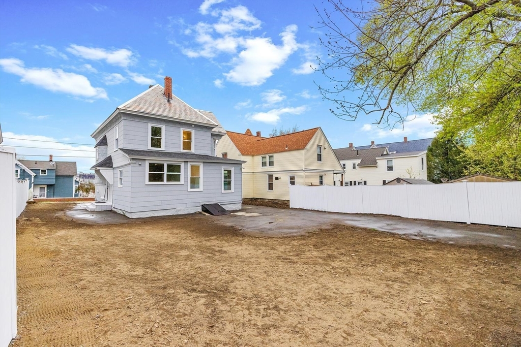 94 D Street Lowell, MA 01851 - Photo 31 of 35