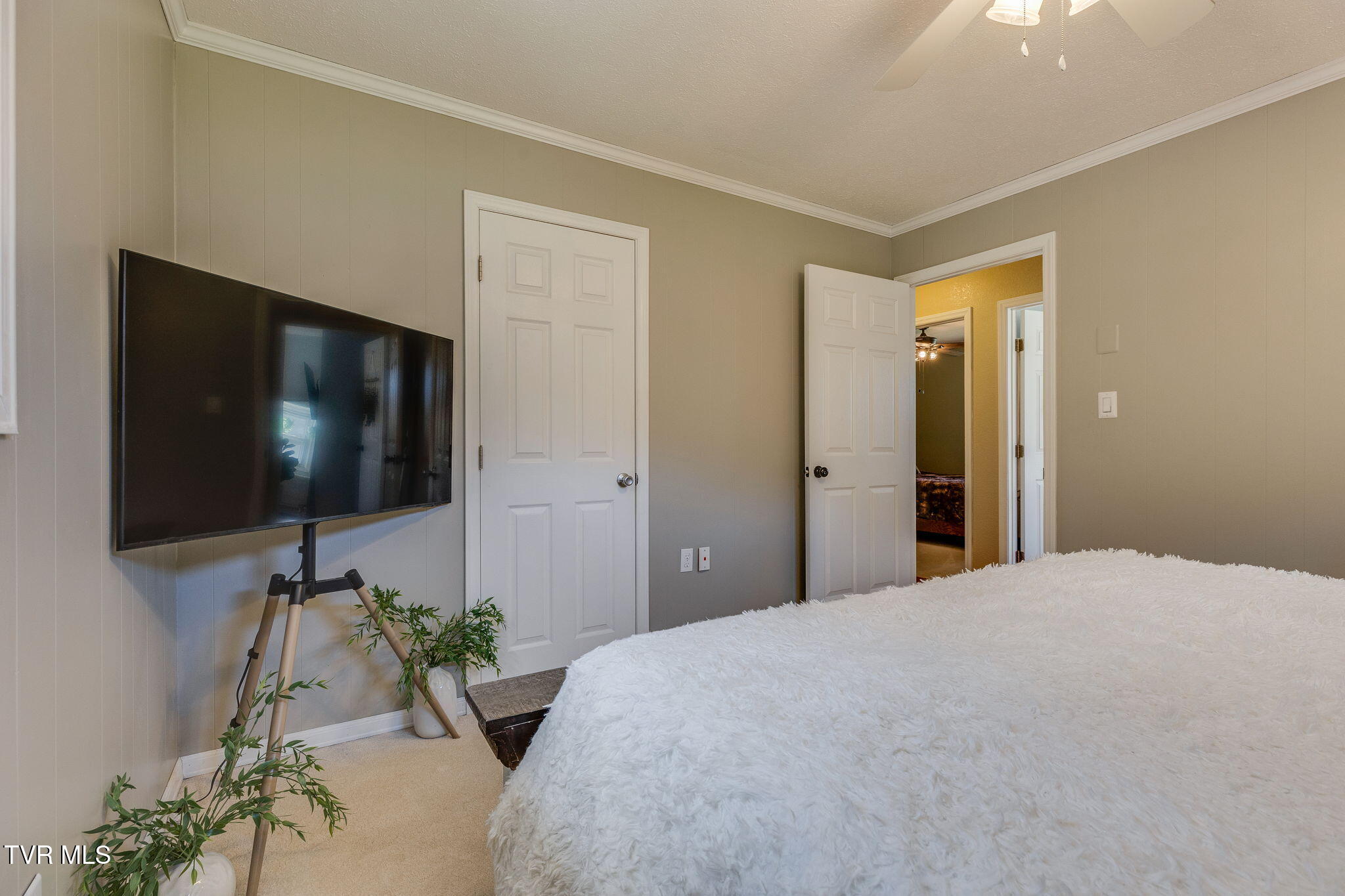 426 Long Ridge Road Weber City, VA 24290 - Photo 17 of 29 015