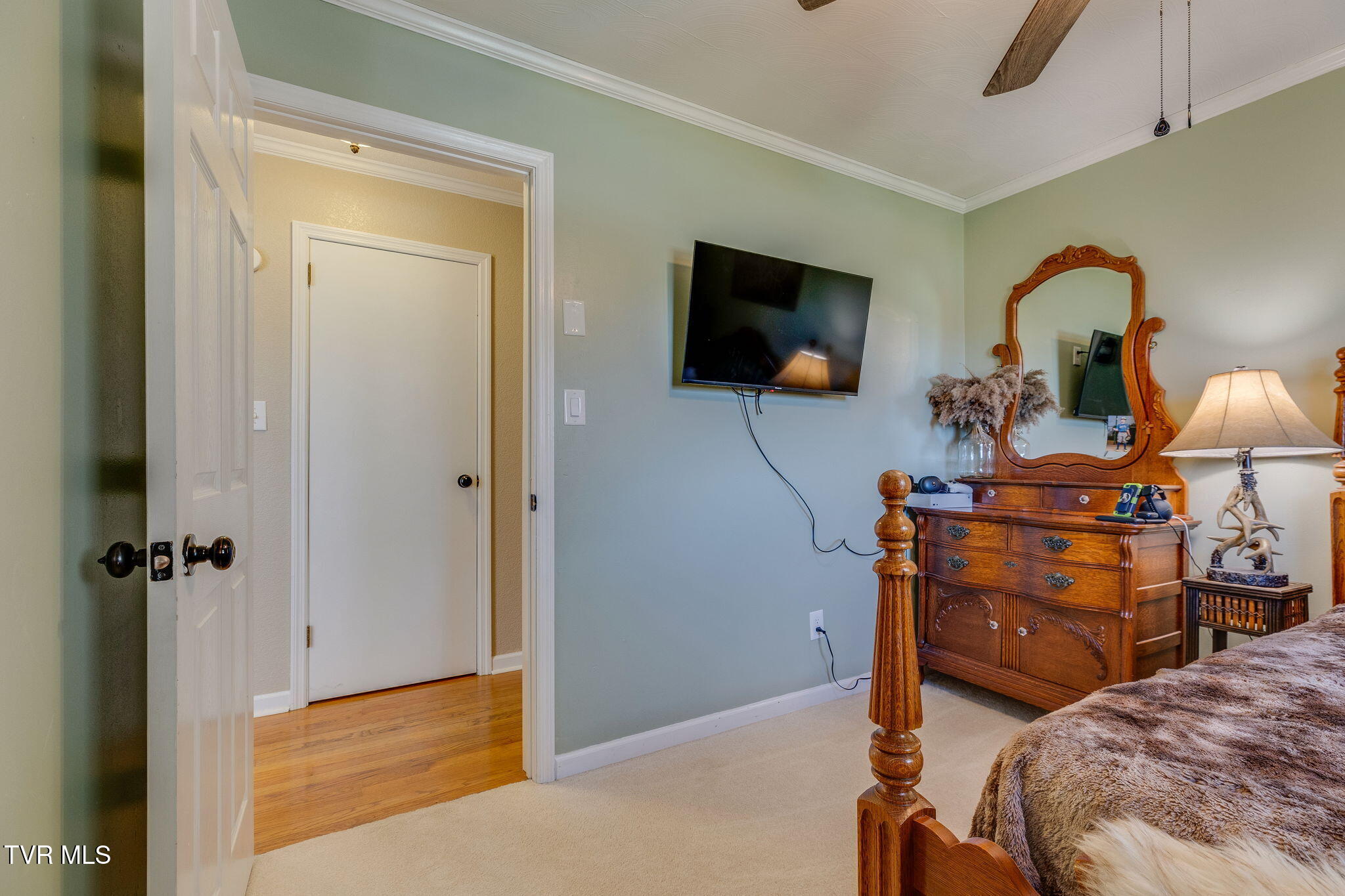 426 Long Ridge Road Weber City, VA 24290 - Photo 19 of 29 017