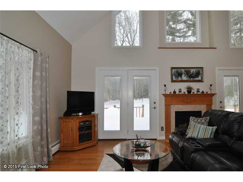 2888 Flat River Road Coventry, RI 02816 - Photo 3 of 25 Living Room.
