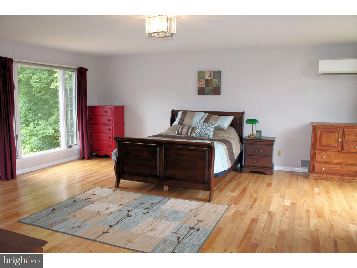 8 Brooktree Road East Windsor, NJ 08520 - Photo 12 of 24 Gallery Image 12