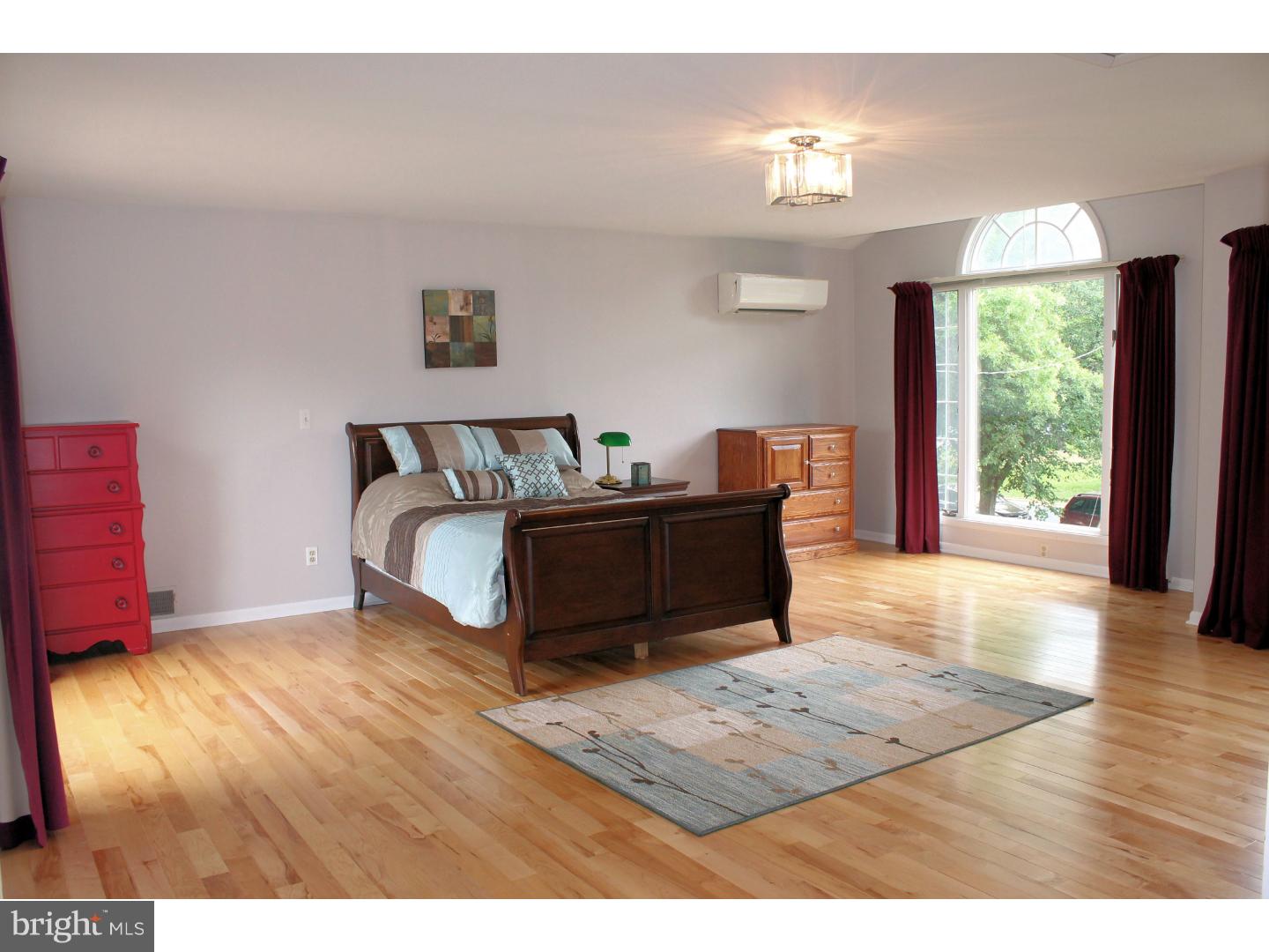 8 Brooktree Road East Windsor, NJ 08520 - Photo 13 of 24 Gallery Image 13
