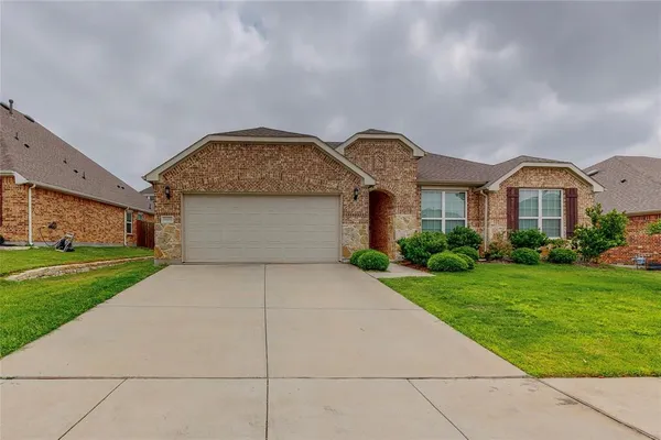 $2,395 | 8100 Horseman Road, Fort Worth, TX 76131