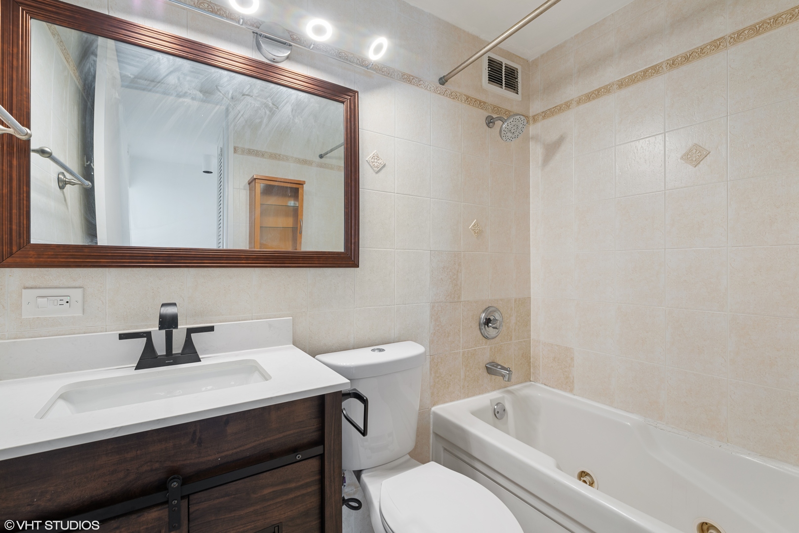 720 West Gordon Terrace, Unit 7D Chicago, IL 60613 - Photo 11 of 15