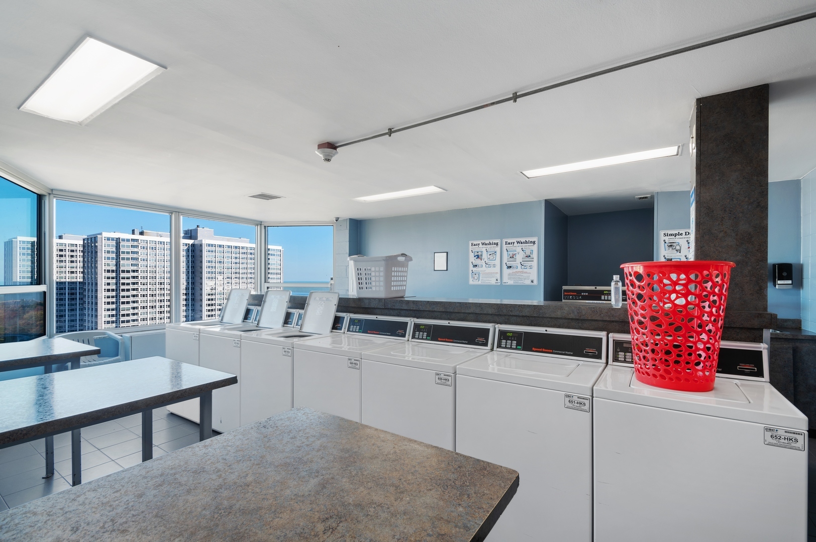 720 West Gordon Terrace, Unit 7D Chicago, IL 60613 - Photo 13 of 15