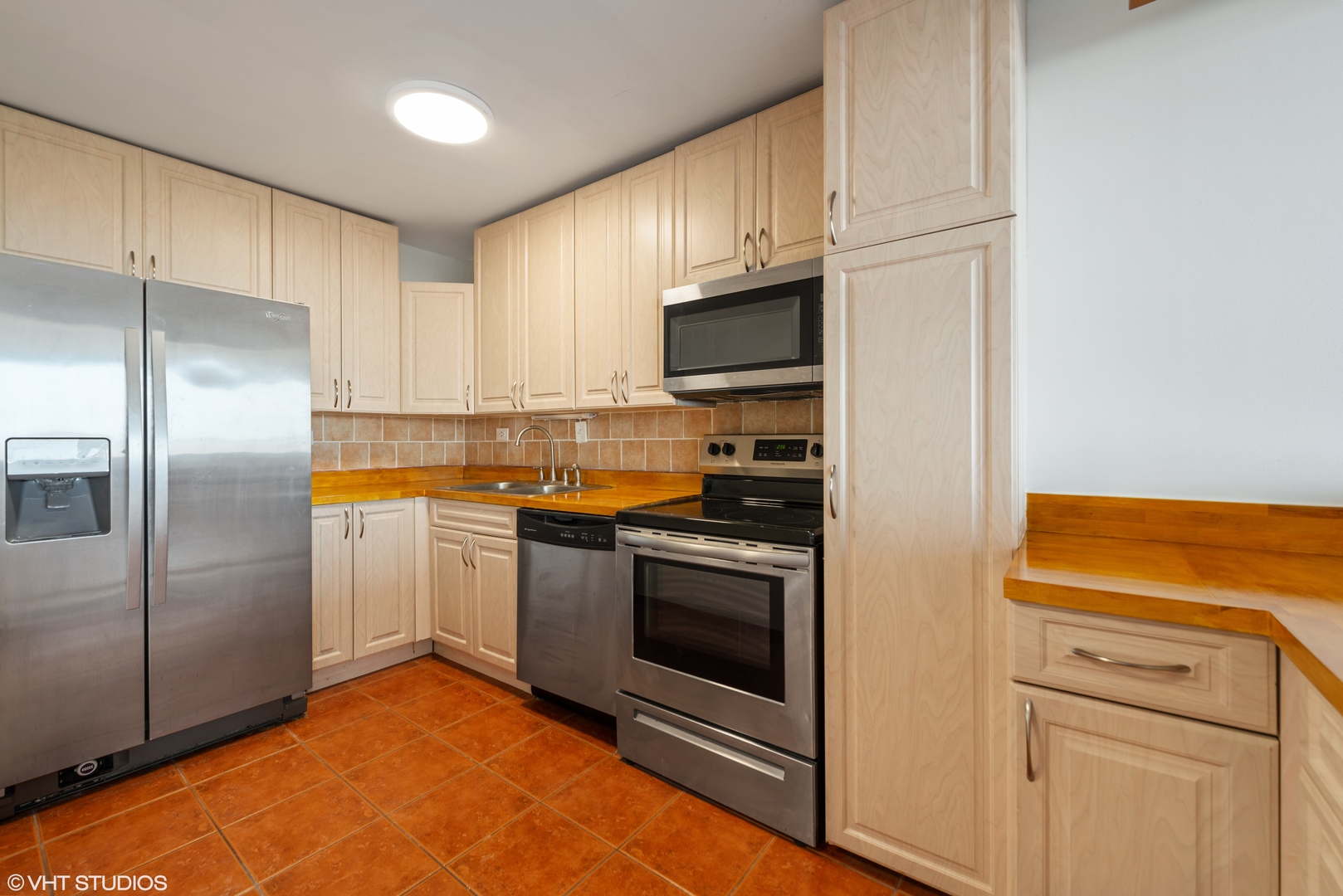 720 West Gordon Terrace, Unit 7D Chicago, IL 60613 - Photo 5 of 15