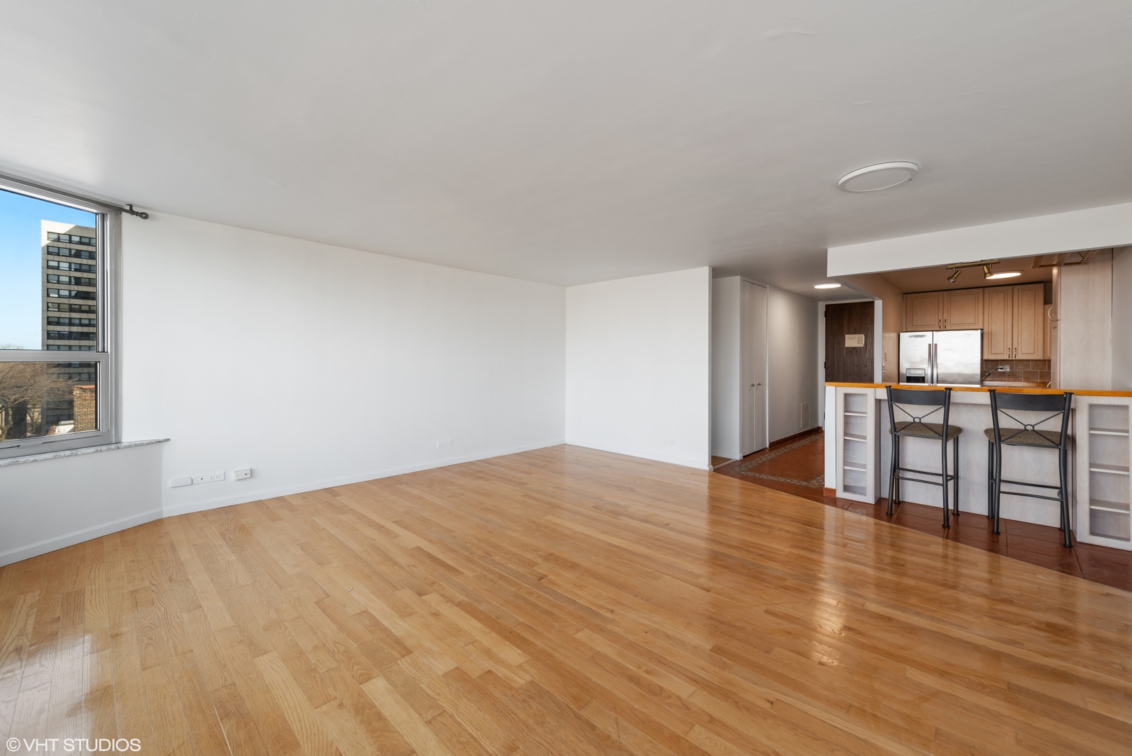720 West Gordon Terrace, Unit 7D Chicago, IL 60613 - Photo 7 of 15