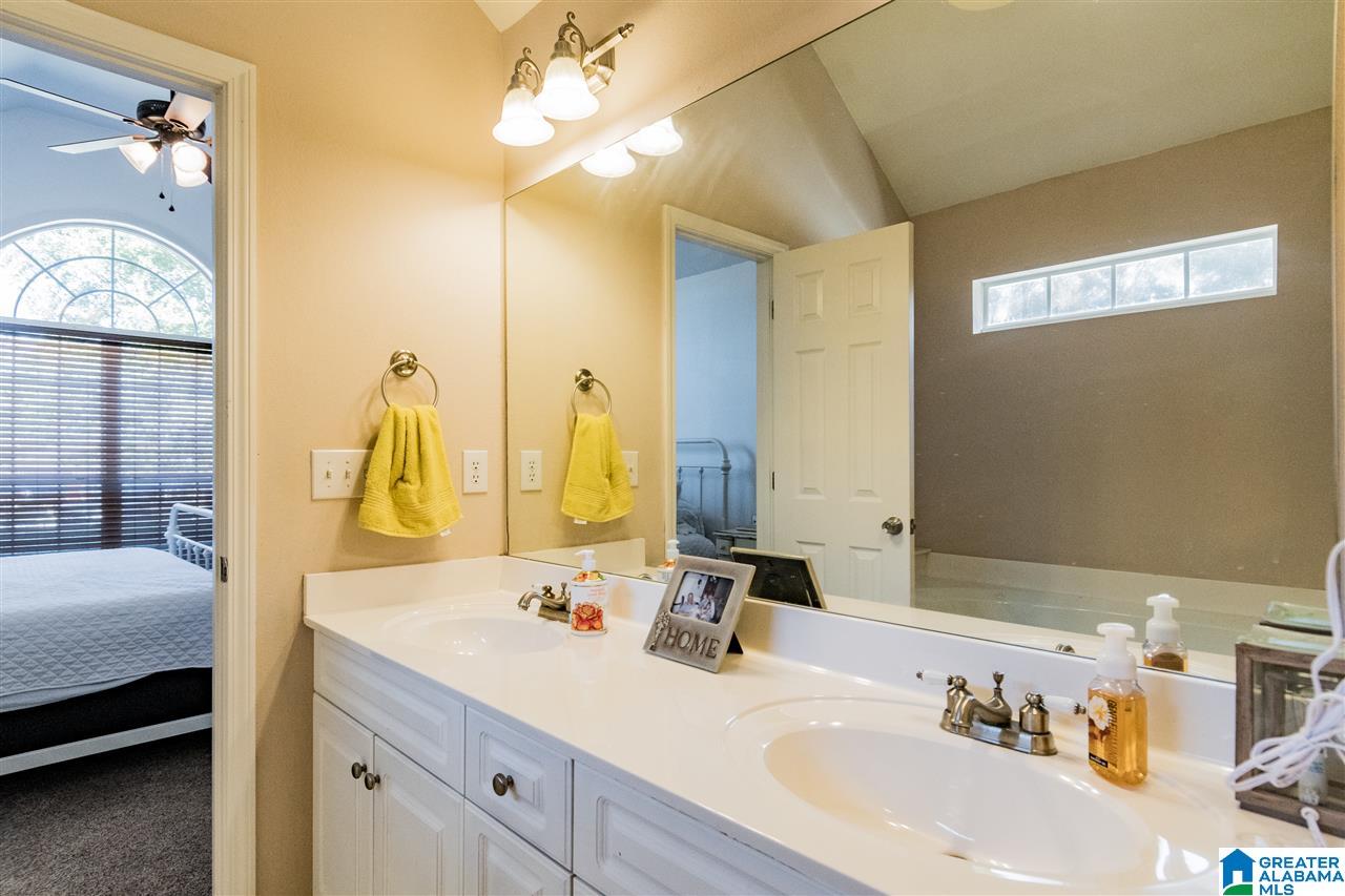 121 Star View Circle Alabaster, AL 35007 - Photo 16 of 32
