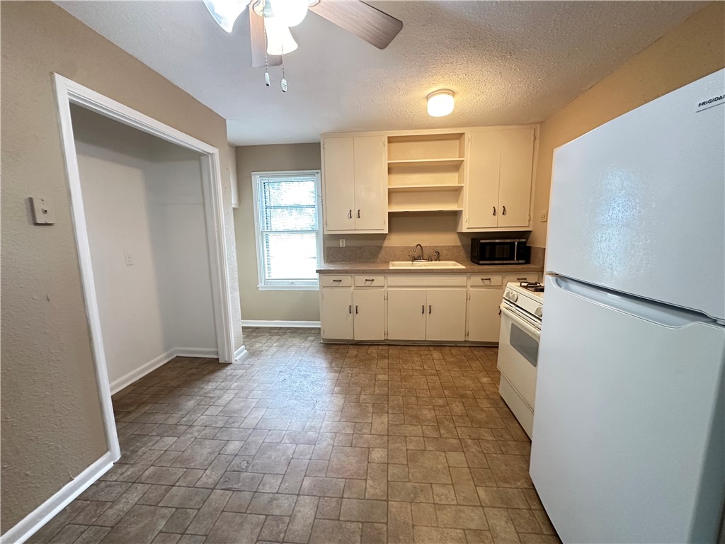 921 Oak Street Taft, TX 78390 - Photo 8 of 26