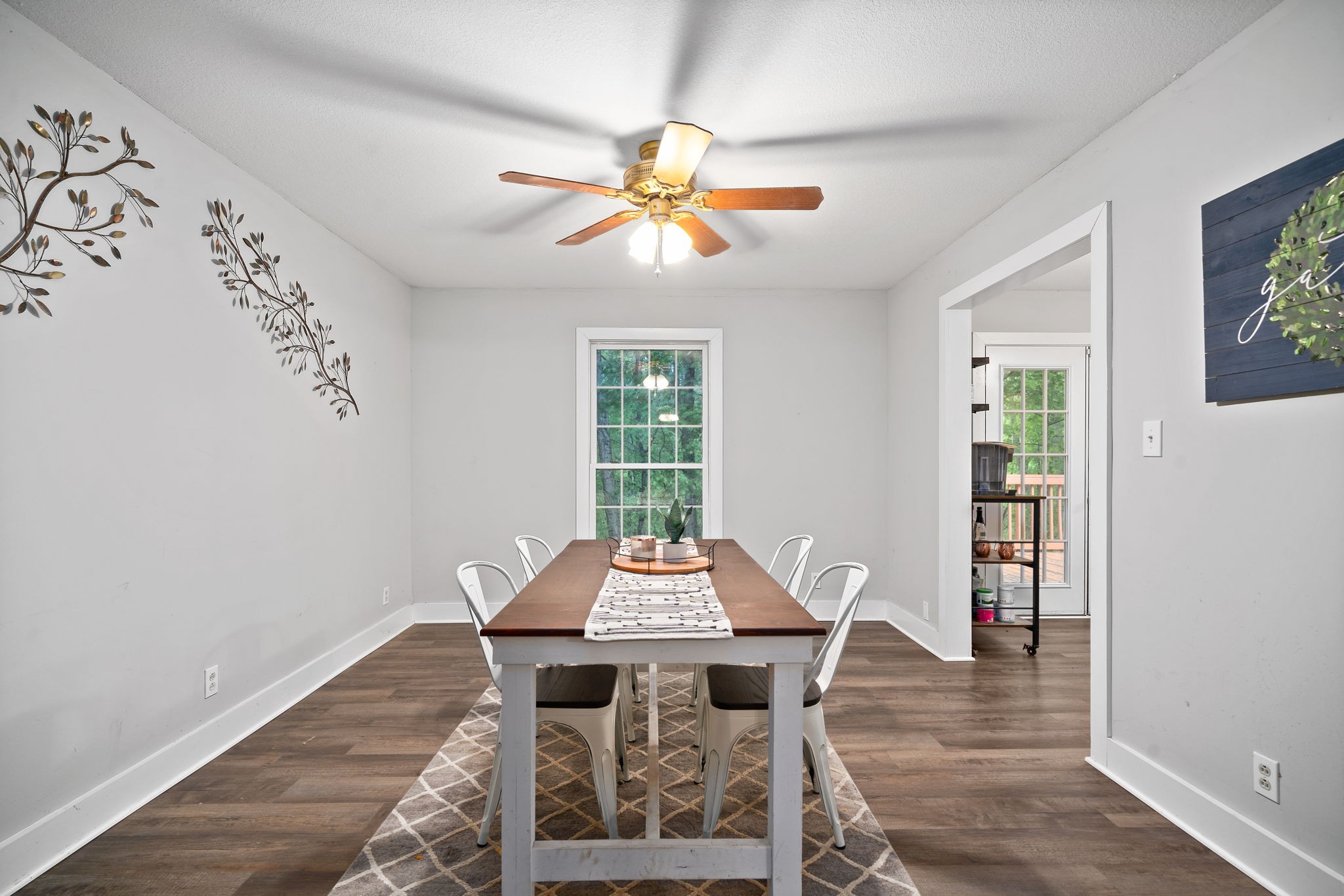 1925 7 Mile Ferry Road Clarksville, TN 37040 - Photo 14 of 57 a dining room with furniture and window