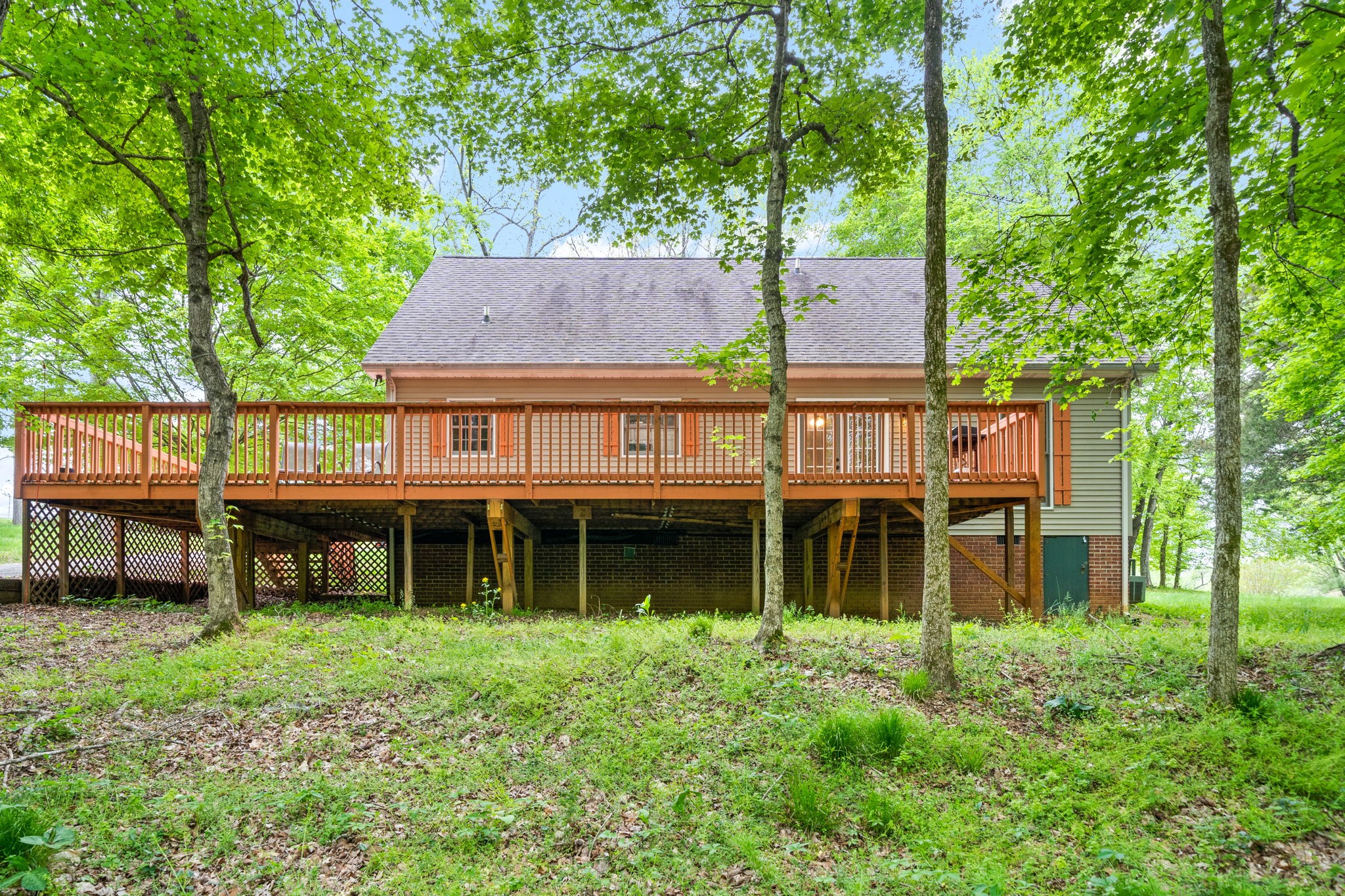 1925 7 Mile Ferry Road Clarksville, TN 37040 - Photo 47 of 57 front view of a house with a yard