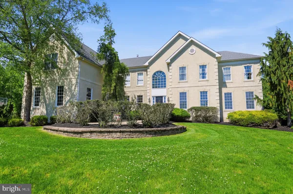 $1,749,000 | 2 Rossiter Circle, New Hope, PA 18938
