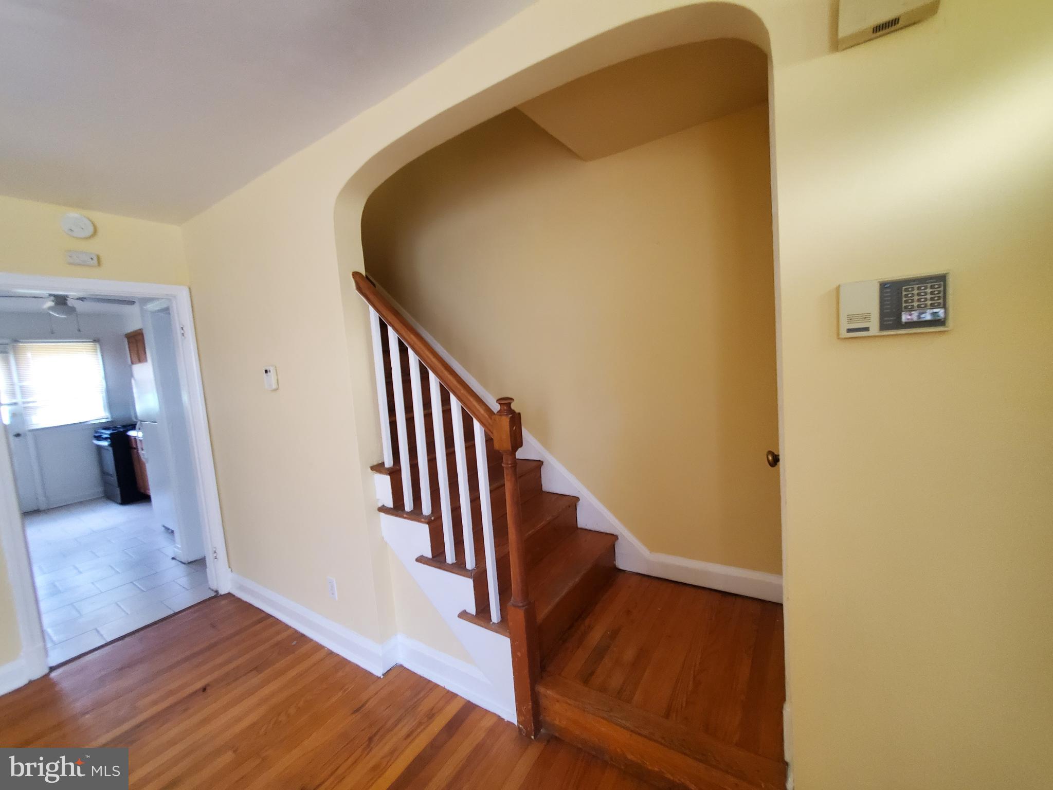 806 Wildwood Parkway Baltimore, MD 21229 - Photo 14 of 15