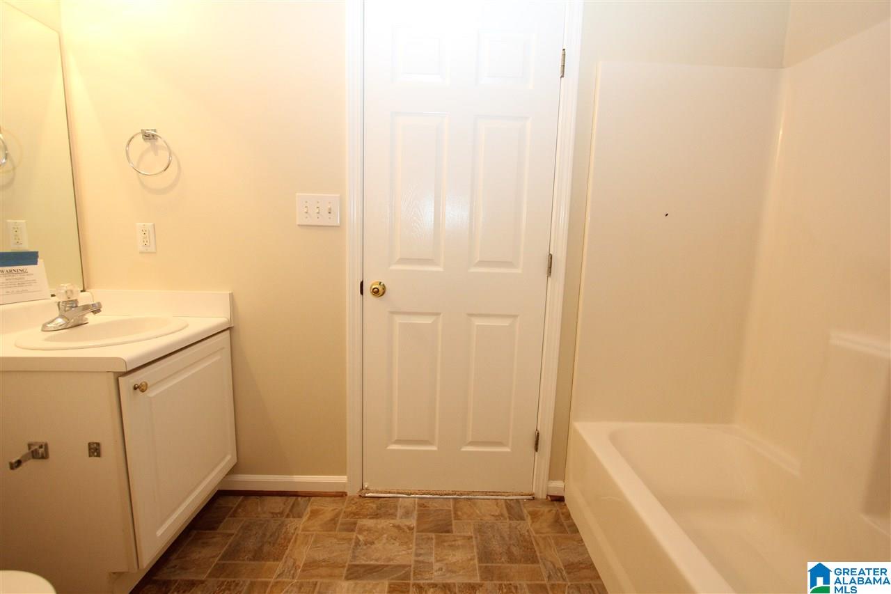 442 Cambrian Ridge Trail Pelham, AL 35124 - Photo 11 of 17