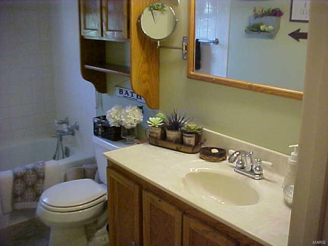 3703 Humbert Road Alton, IL 62002 - Photo 27 of 61 Gallery Image 27