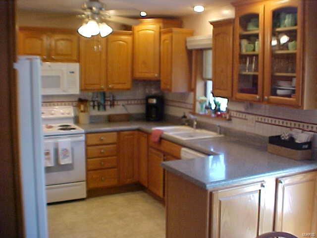 3703 Humbert Road Alton, IL 62002 - Photo 4 of 61 Gallery Image 4