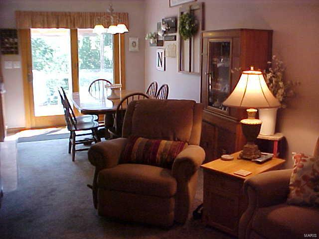 3703 Humbert Road Alton, IL 62002 - Photo 7 of 61 Gallery Image 7