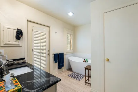 $998,000 | 6033 Mt Bonnell Cove, Austin, TX 78731