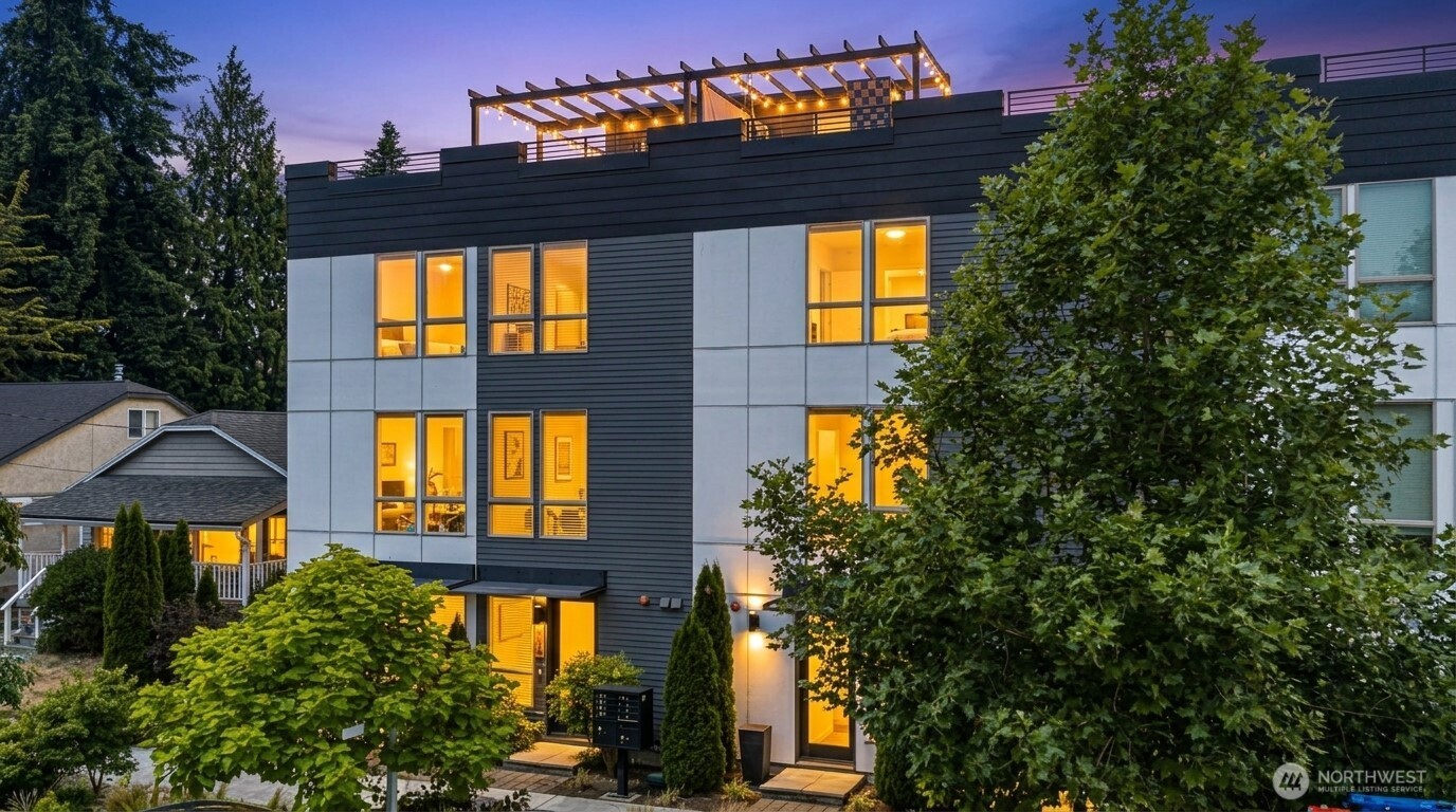 604 Northwest 77th Street, Unit D Seattle, WA 98117 - Photo 2 of 30