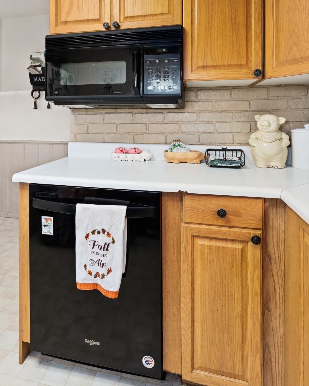 604 Cardinal Drive Washington, IL 61571 - Photo 12 of 27 Gallery Image 12