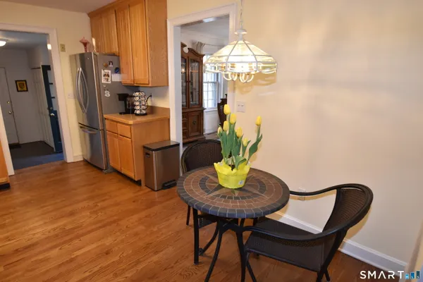 $689,000 | 253 Hurlburt Street, Glastonbury, CT 06033