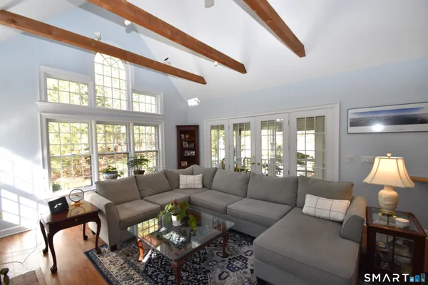 $689,000 | 253 Hurlburt Street, Glastonbury, CT 06033