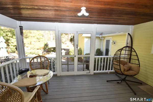 $689,000 | 253 Hurlburt Street, Glastonbury, CT 06033