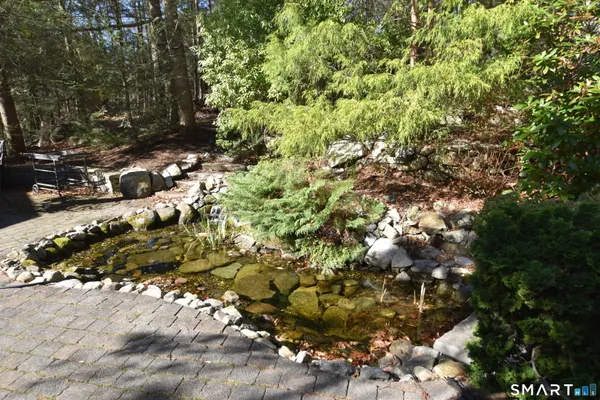 $689,000 | 253 Hurlburt Street, Glastonbury, CT 06033