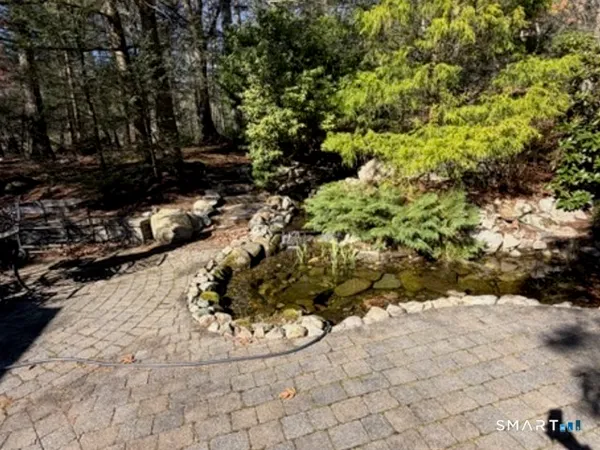 $689,000 | 253 Hurlburt Street, Glastonbury, CT 06033