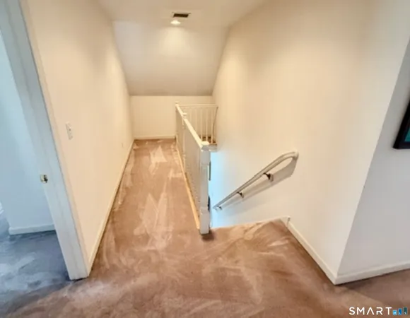 $689,000 | 253 Hurlburt Street, Glastonbury, CT 06033