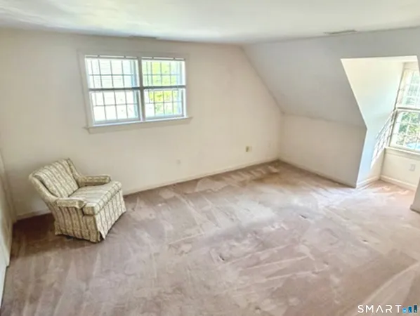 $689,000 | 253 Hurlburt Street, Glastonbury, CT 06033