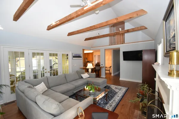 $689,000 | 253 Hurlburt Street, Glastonbury, CT 06033