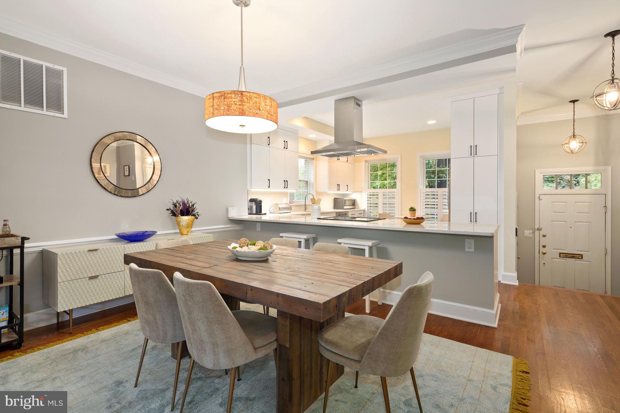 3644 Reservoir Road Northwest Washington, DC 20007 - Photo 7 of 28 Dining Room