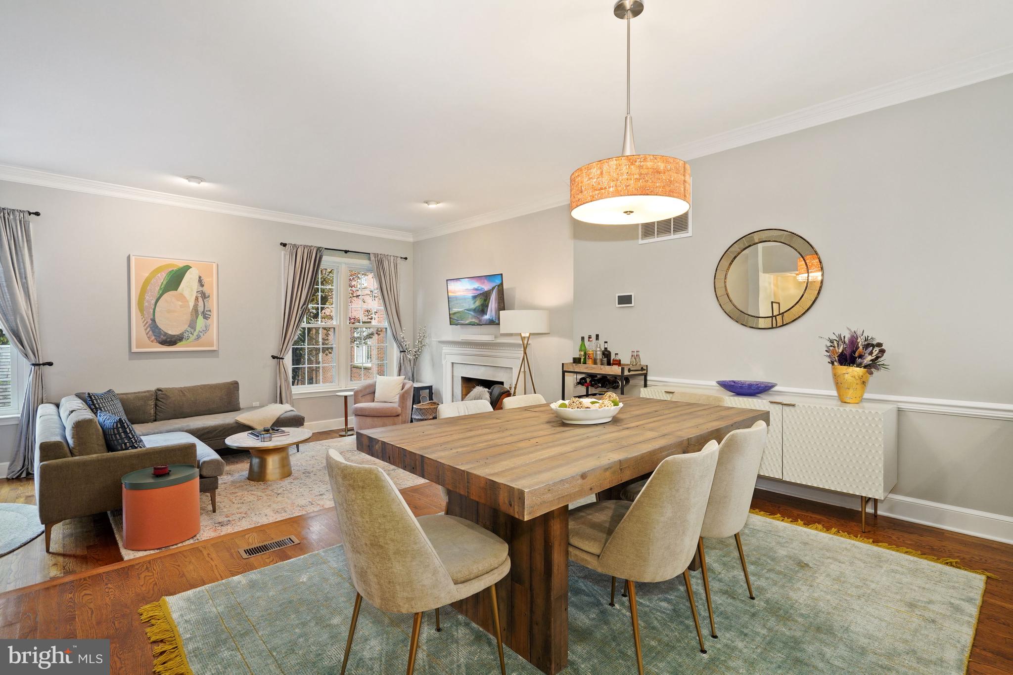 3644 Reservoir Road Northwest Washington, DC 20007 - Photo 8 of 28 Dining Room