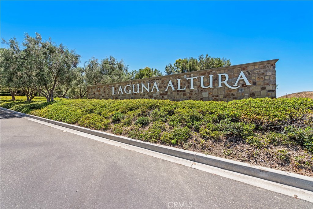 41 Lupari Irvine, CA 92618 - Photo 21 of 31