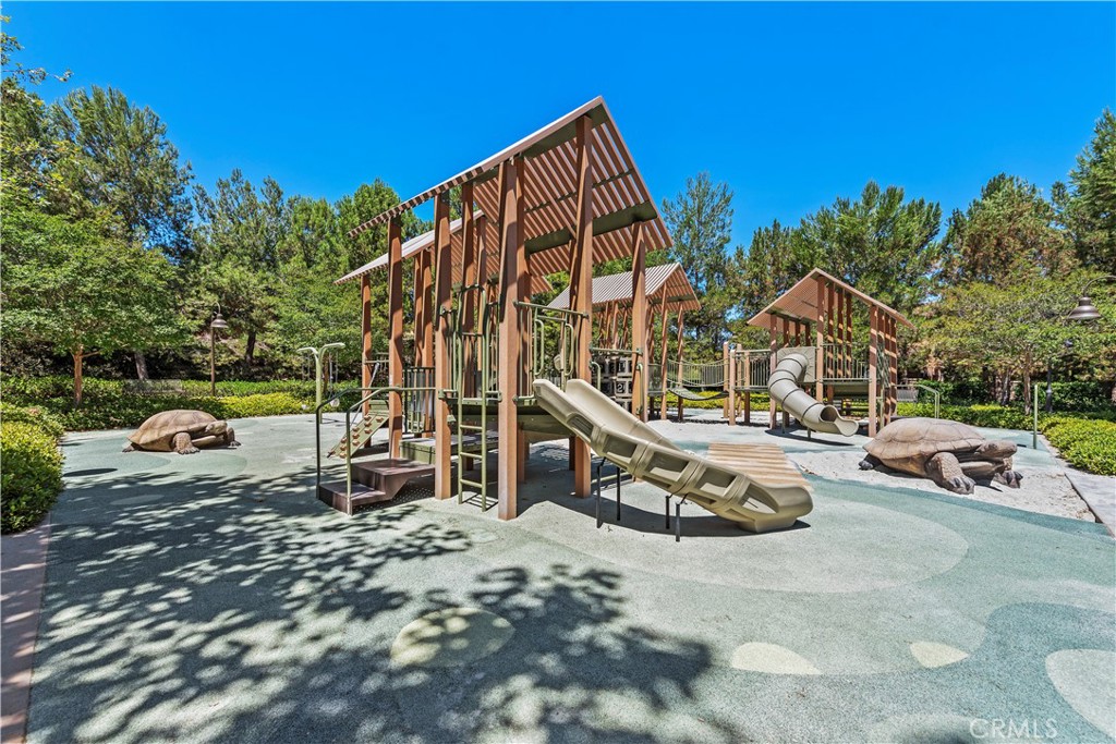 41 Lupari Irvine, CA 92618 - Photo 27 of 31