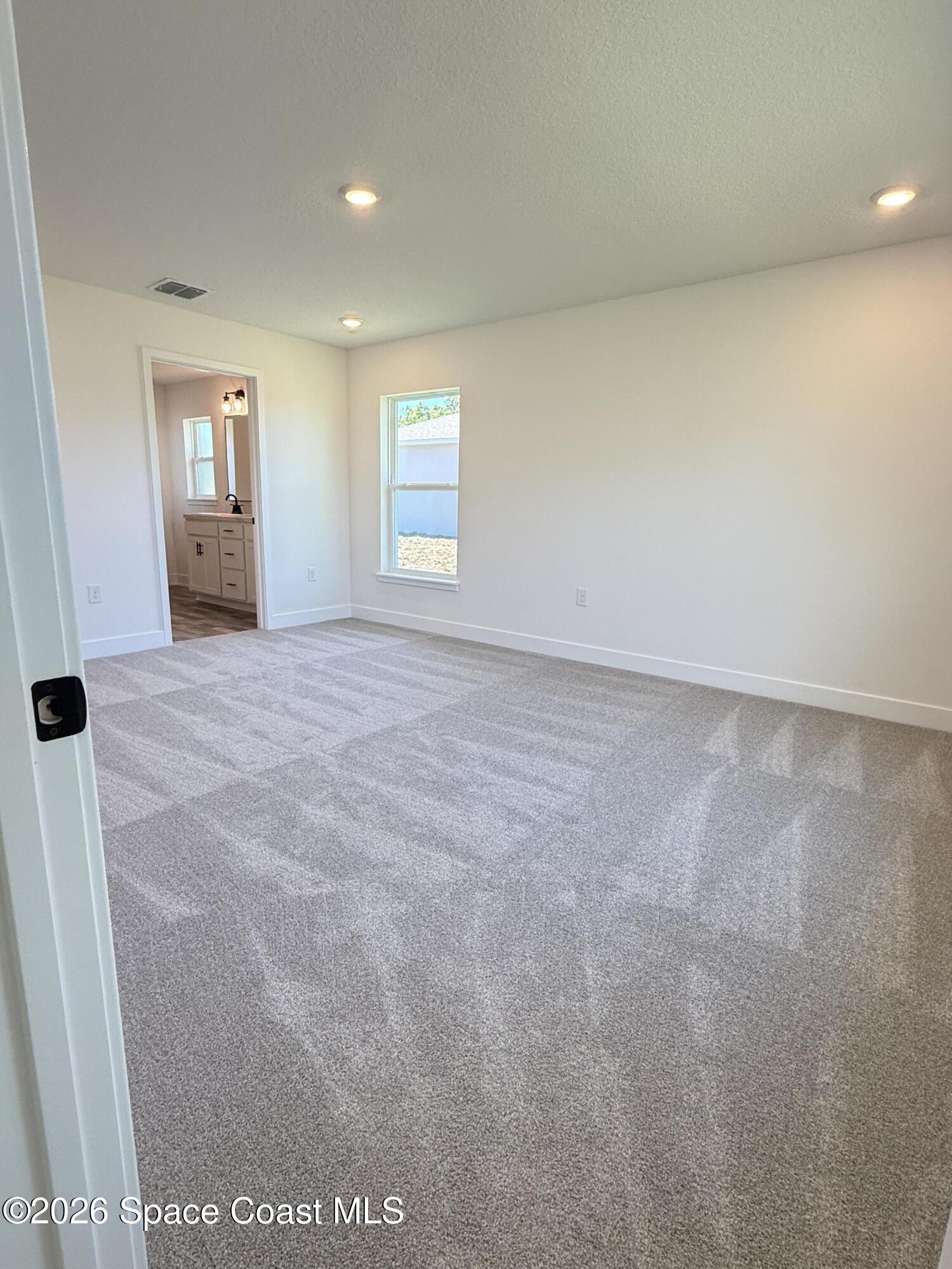 962 Seneca Avenue Sebastian, FL 32958 - Photo 11 of 15 IMG_4213