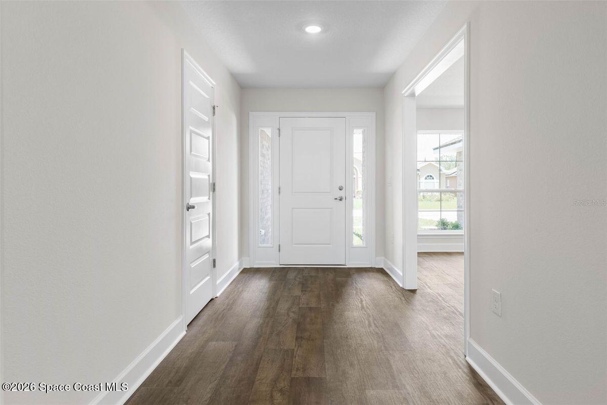 962 Seneca Avenue Sebastian, FL 32958 - Photo 2 of 28 1200 (7)