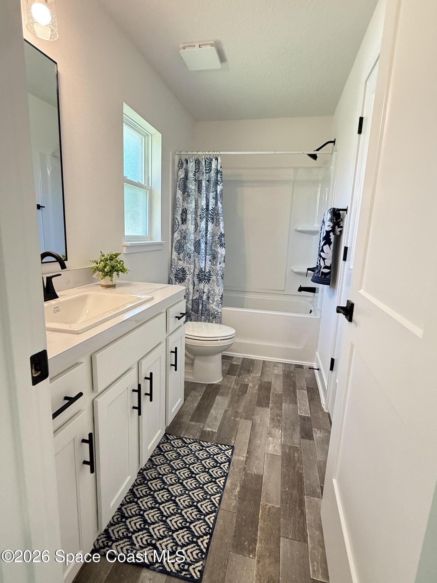 962 Seneca Avenue Sebastian, FL 32958 - Photo 6 of 15 IMG_4212
