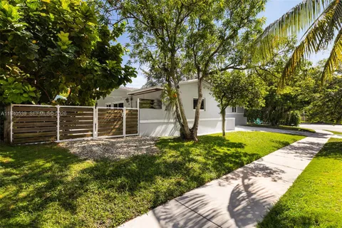 $1,399,000 | 2201 Southwest 22nd Terrace, Miami, FL 33145