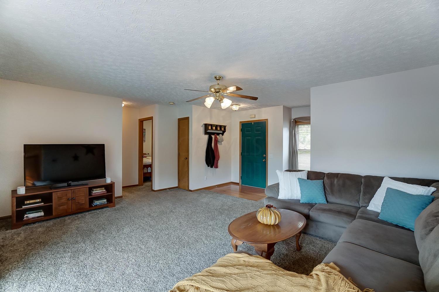 140 Cadillac Road Southwest Pataskala, OH 43062 - Photo 7 of 43
