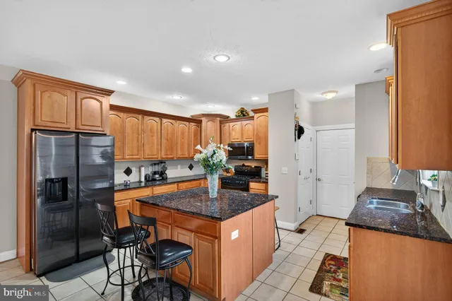 $699,900 | 461 Skylar Lanes Way, Winchester, VA 22603