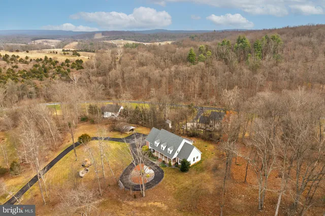 $699,900 | 461 Skylar Lanes Way, Winchester, VA 22603